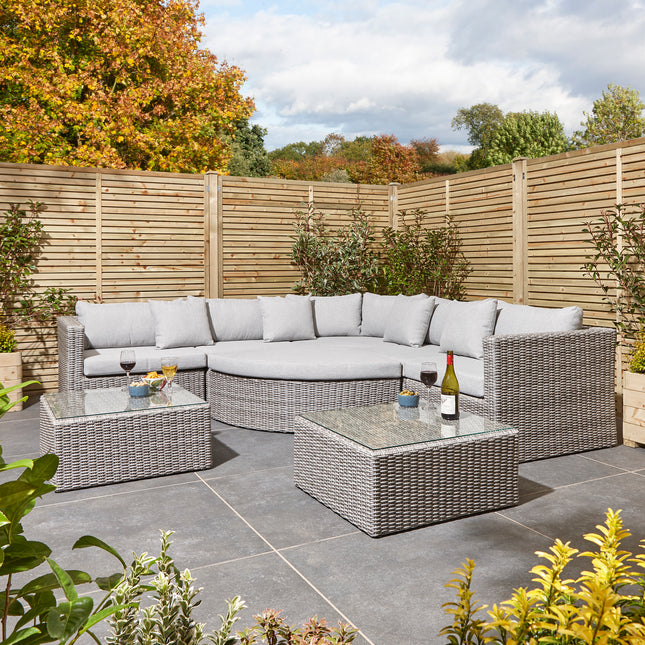 Spacious Multi-Piece Outdoor Rattan Effect Furniture Set in Light Grey